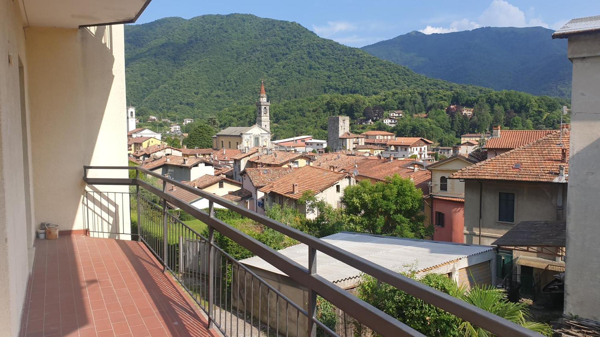 Apartment Bellagio. Asso Luaran gambar